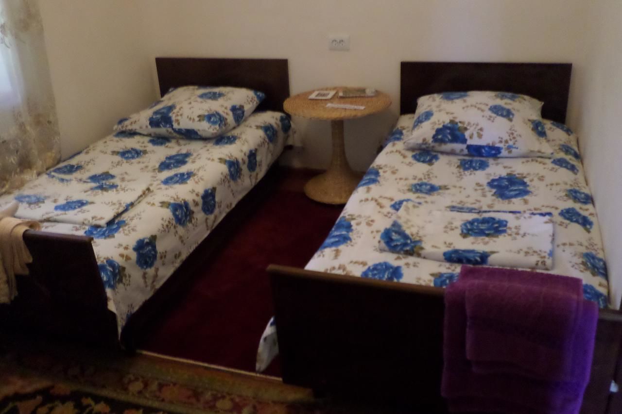 Отели типа «постель и завтрак» Spandaryan House Ехегнадзор-20